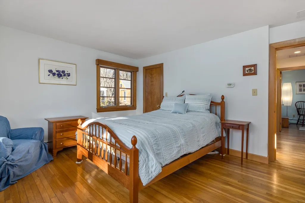 23 Pine Road North Hampton NH 03862