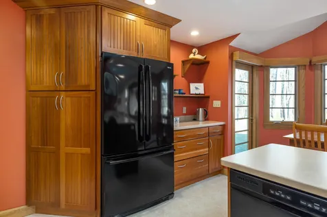 23 Pine Road North Hampton NH 03862