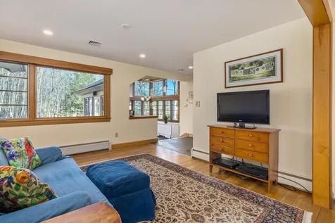 23 Pine Road North Hampton NH 03862