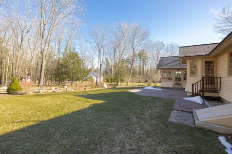 23 Pine Road North Hampton NH 03862