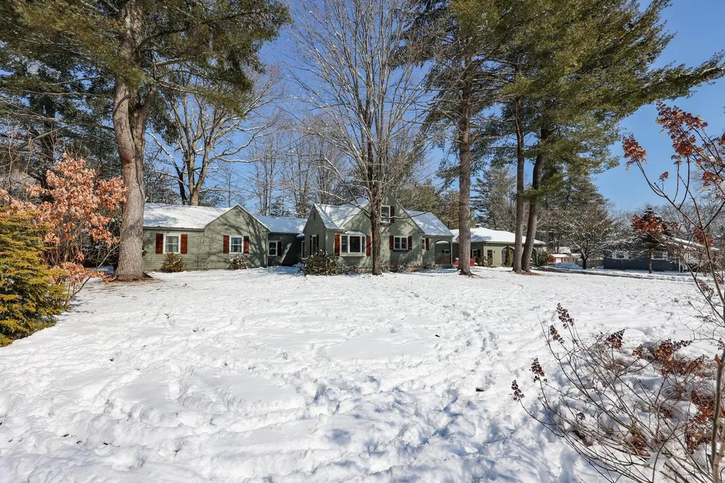18 Lucinda Terrace Keene NH 03431