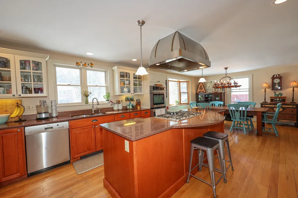 18 Lucinda Terrace Keene NH 03431