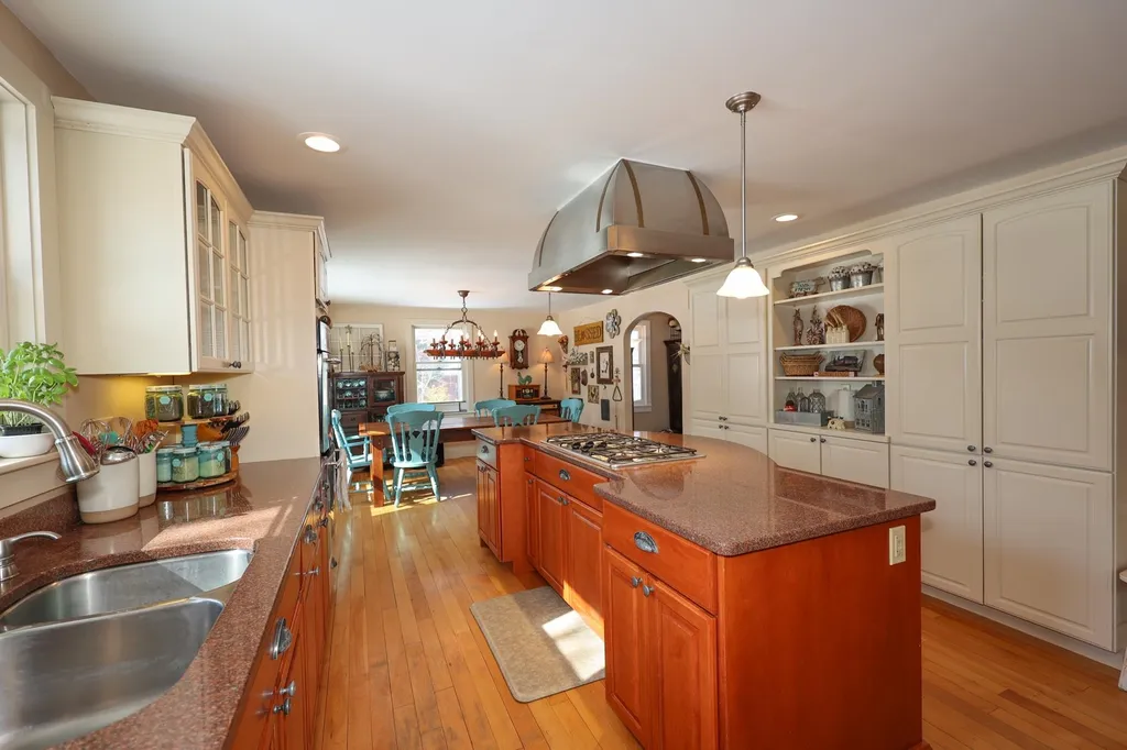 18 Lucinda Terrace Keene NH 03431