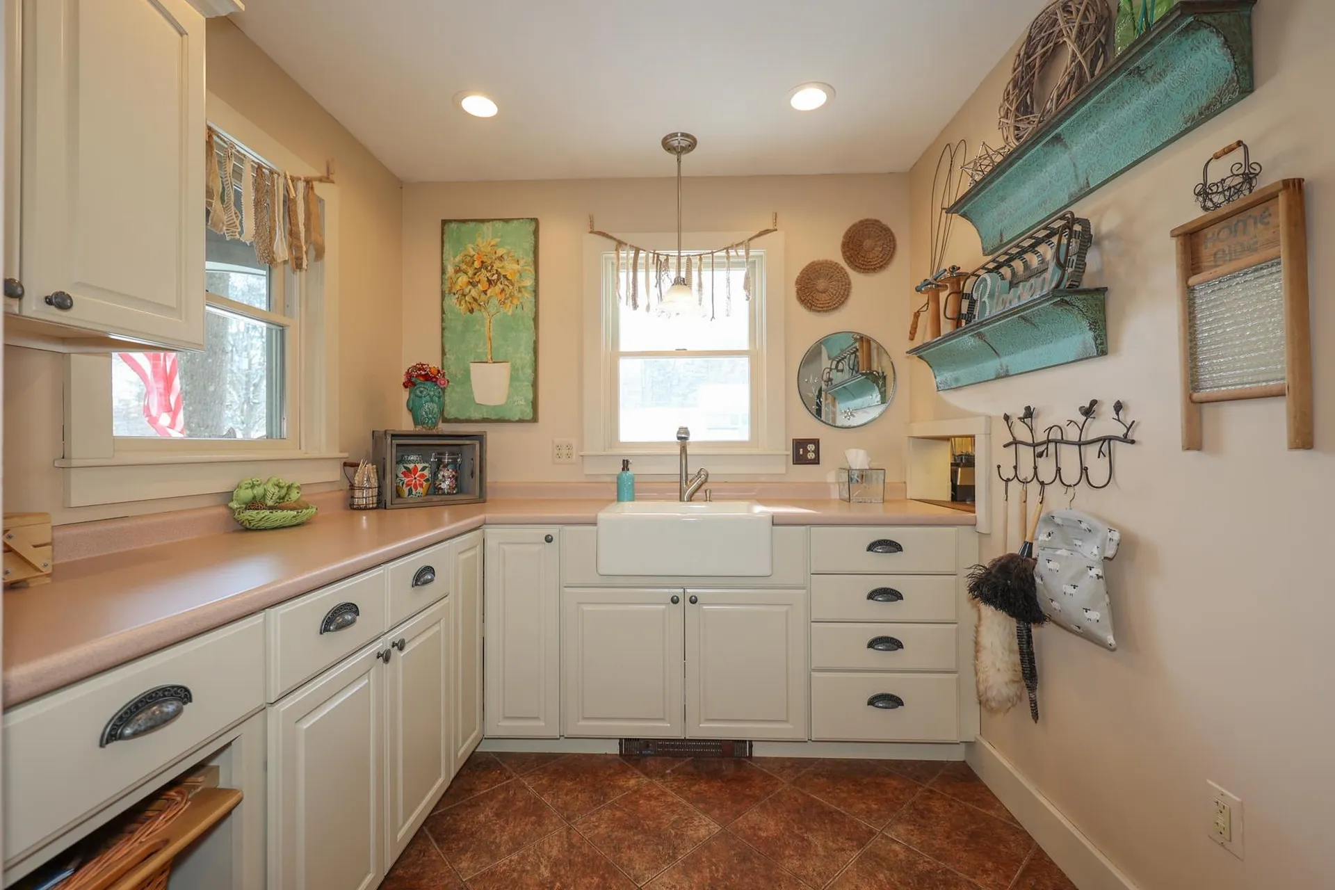 18 Lucinda Terrace Keene NH 03431