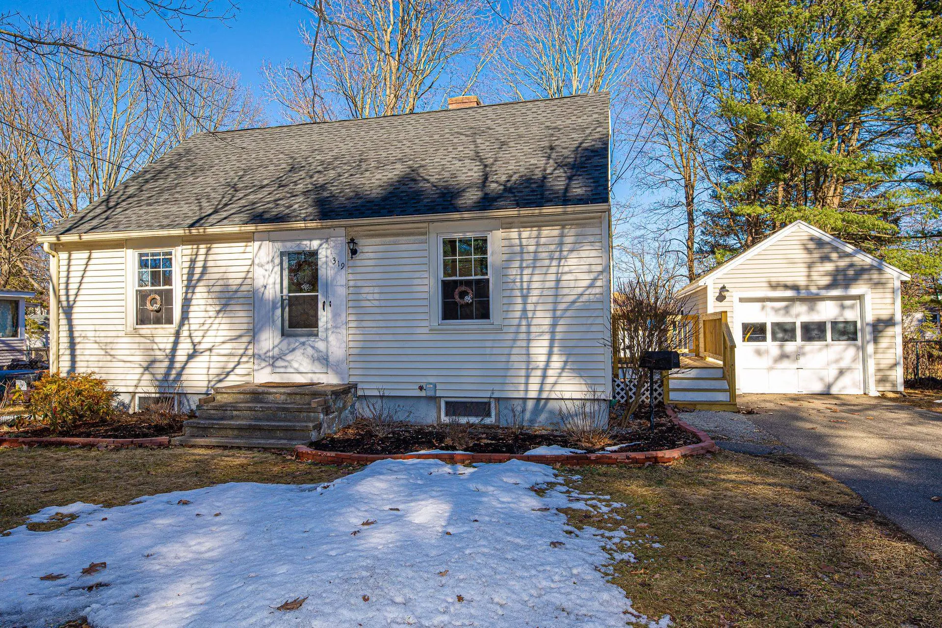 319 Sherburne Road Portsmouth NH 03801