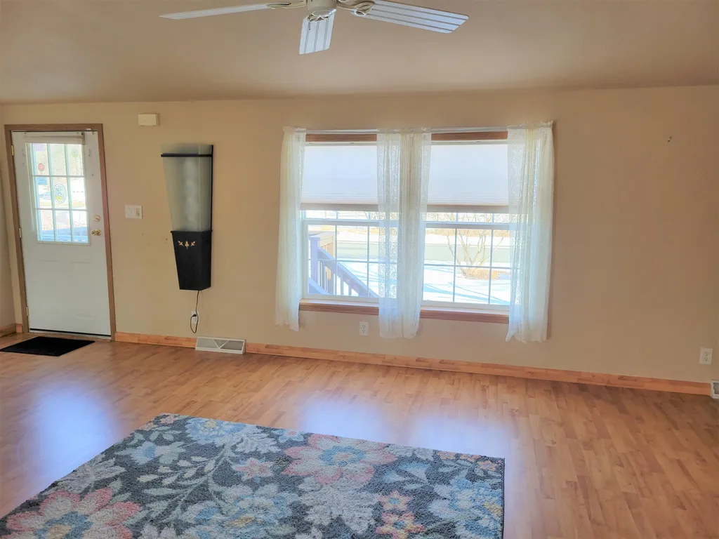 108 Hillview Circle Charlestown NH 03603