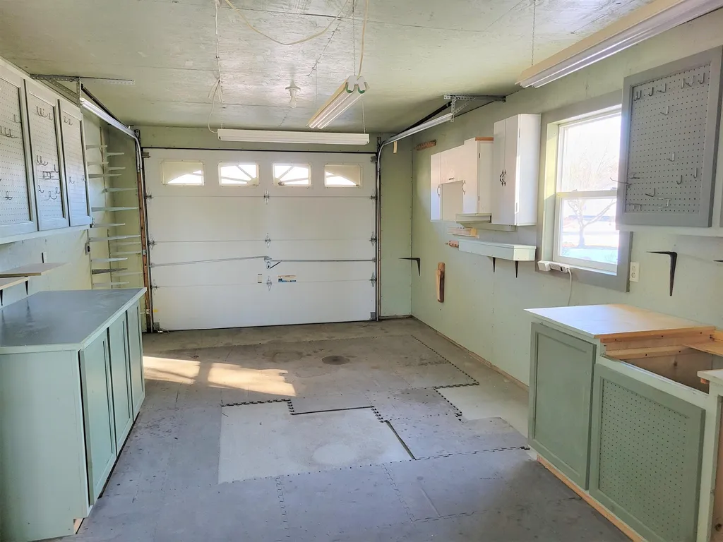 108 Hillview Circle Charlestown NH 03603
