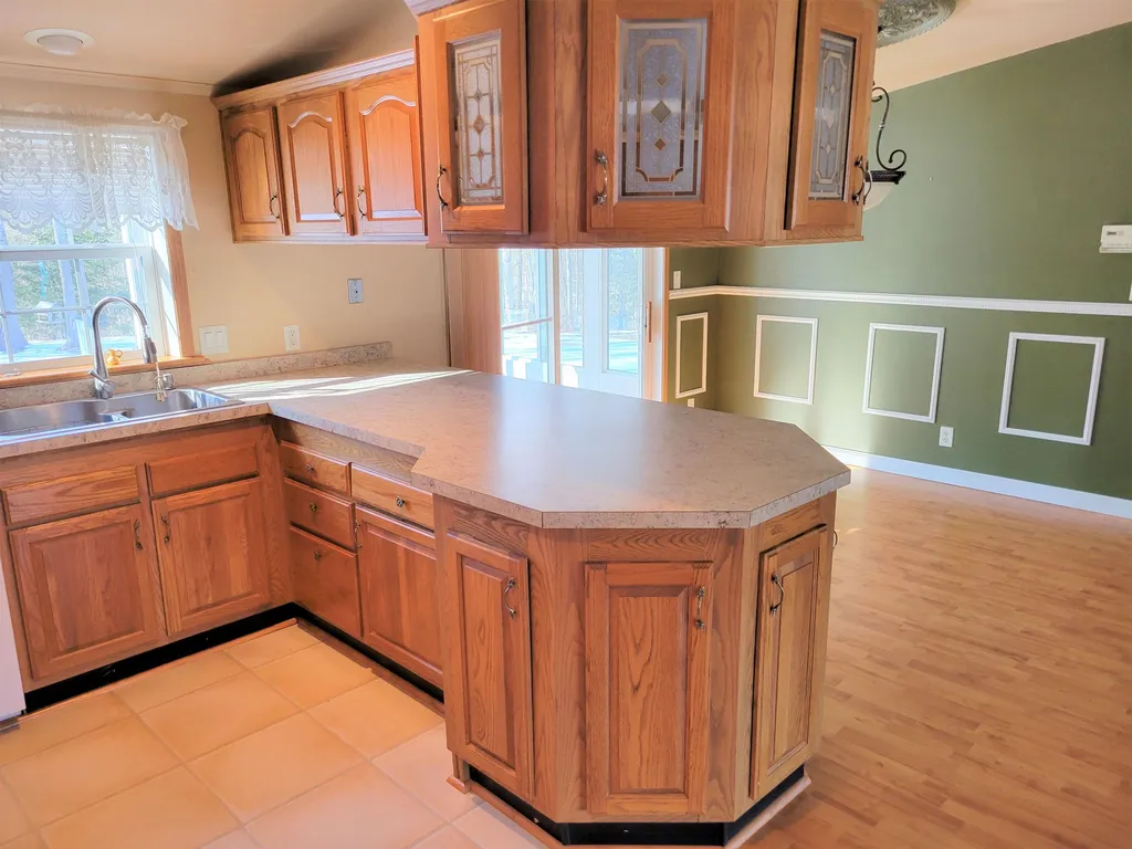 108 Hillview Circle Charlestown NH 03603