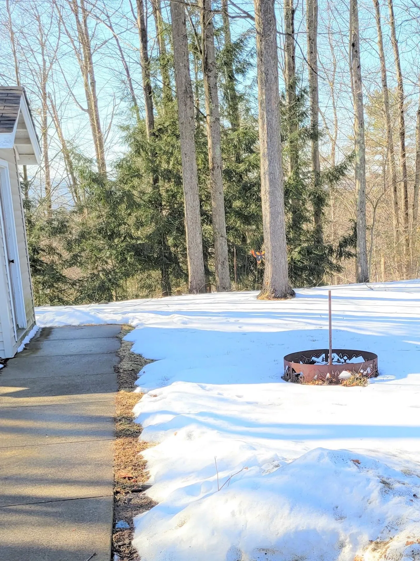 108 Hillview Circle Charlestown NH 03603