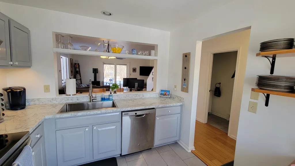 47 Overlook Drive South Burlington VT 05403