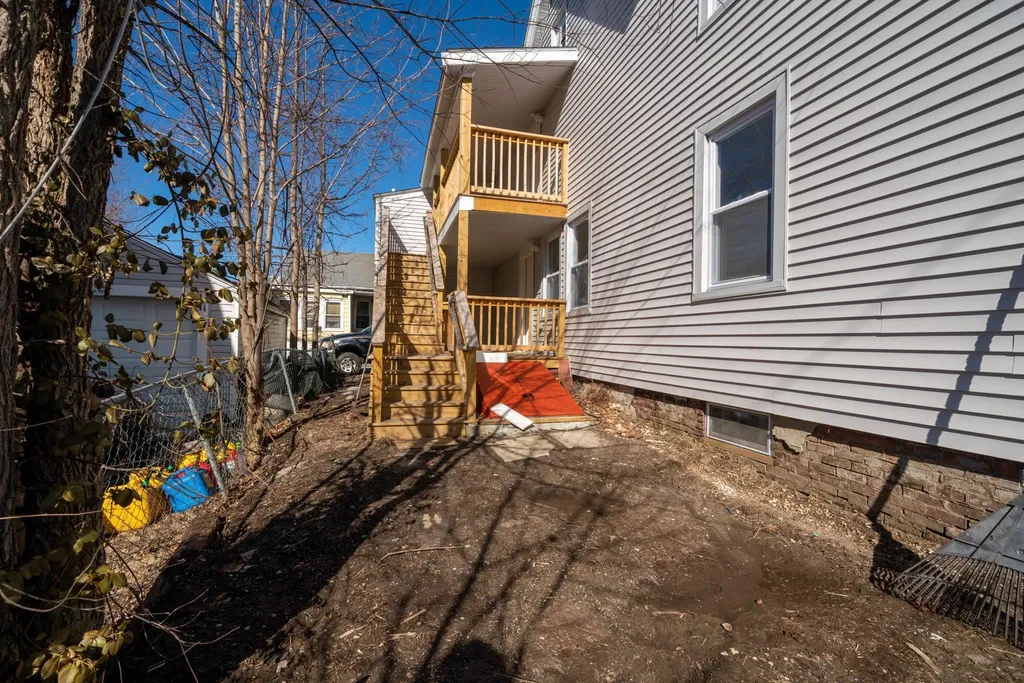 31 Franklin Street Claremont NH 03743