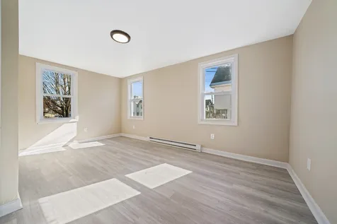 31 Franklin Street Claremont NH 03743