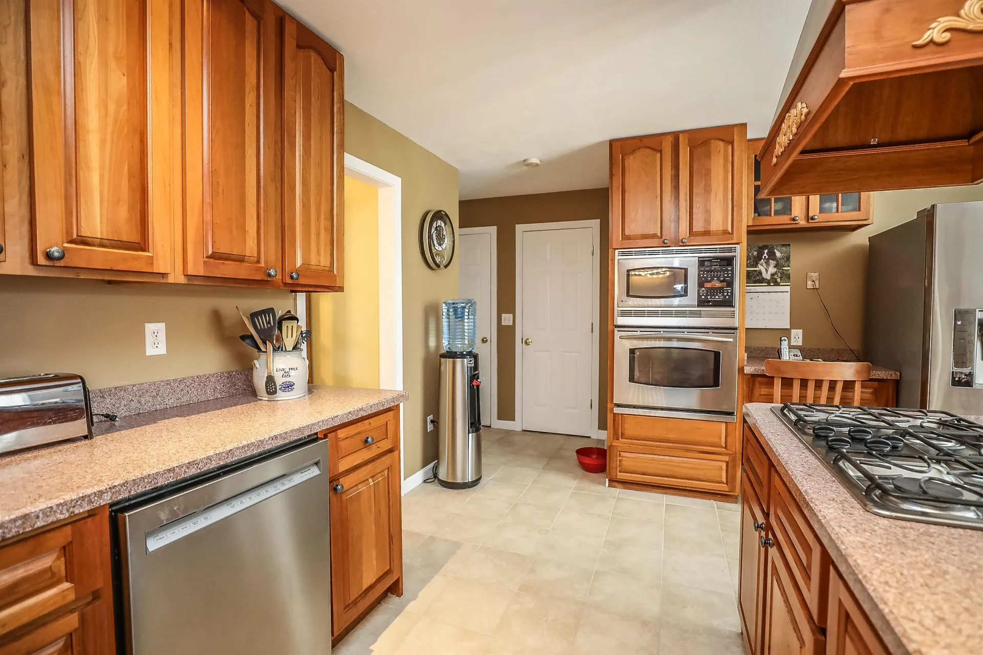 233 Bunker Hill Road Auburn NH 03032