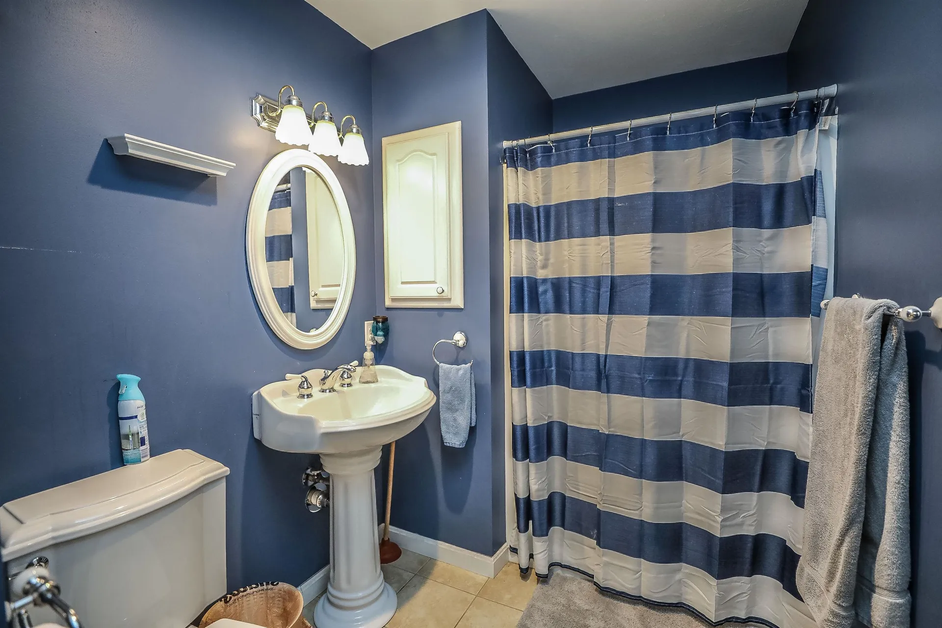233 Bunker Hill Road Auburn NH 03032
