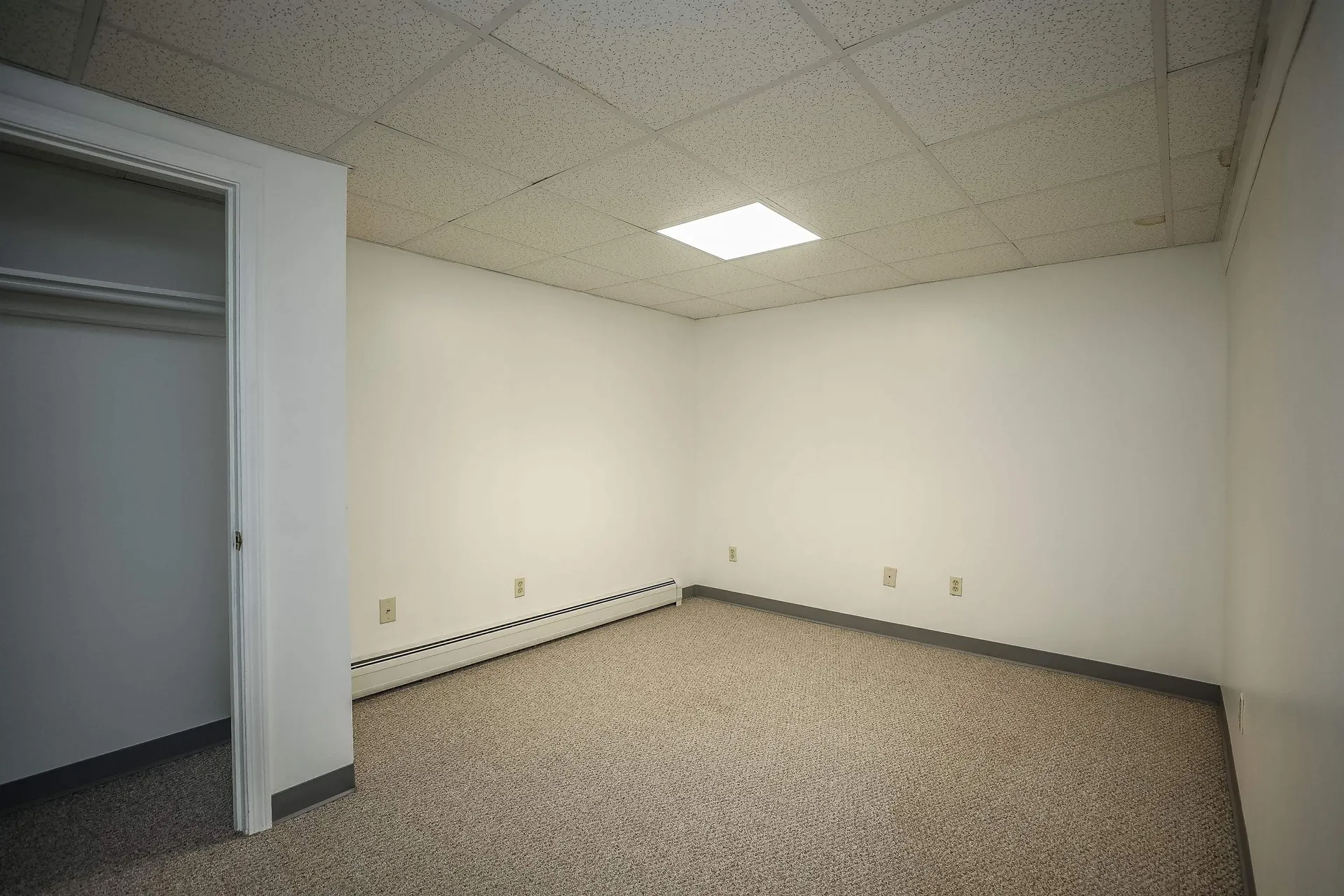 233 Bunker Hill Road Auburn NH 03032