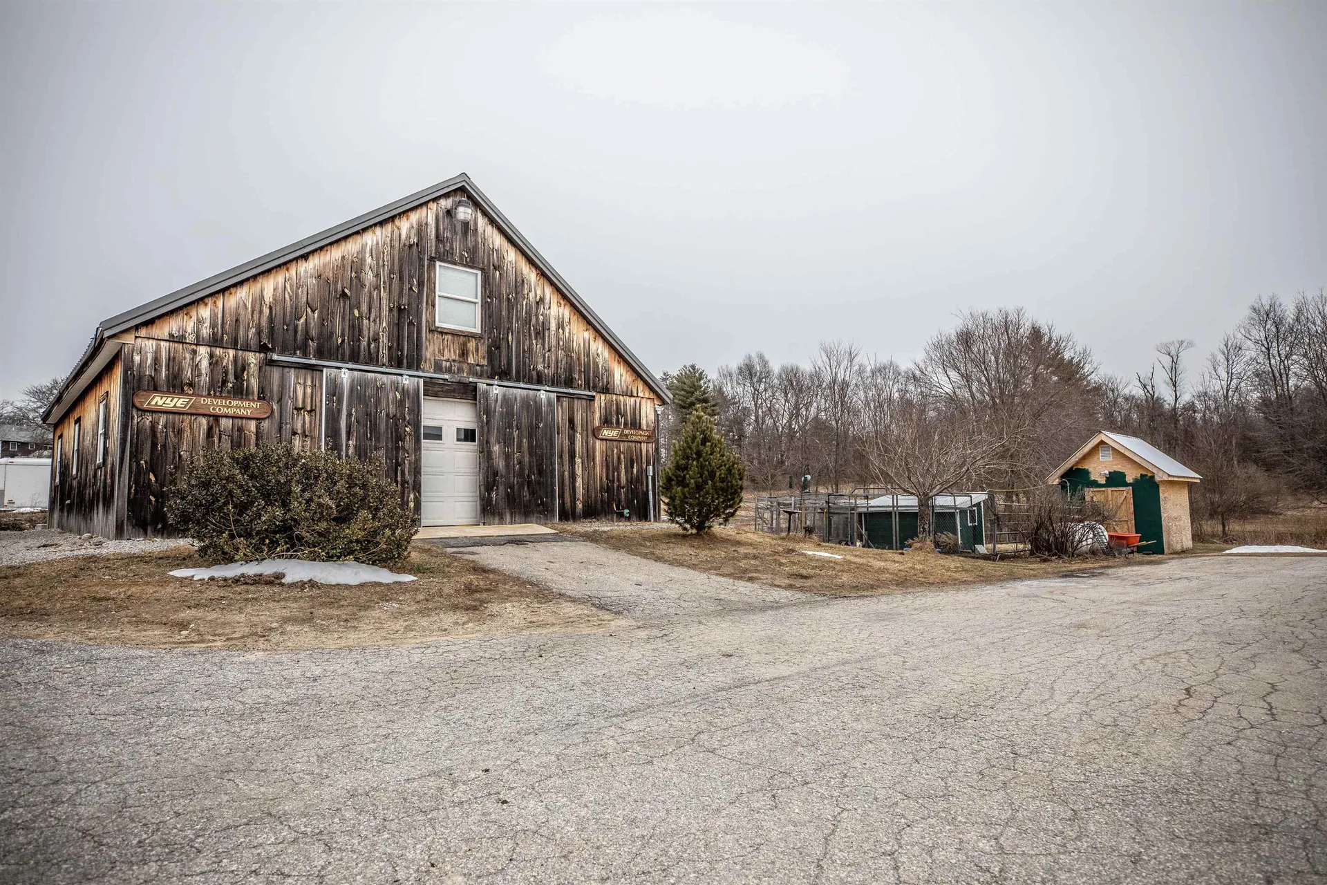 233 Bunker Hill Road Auburn NH 03032