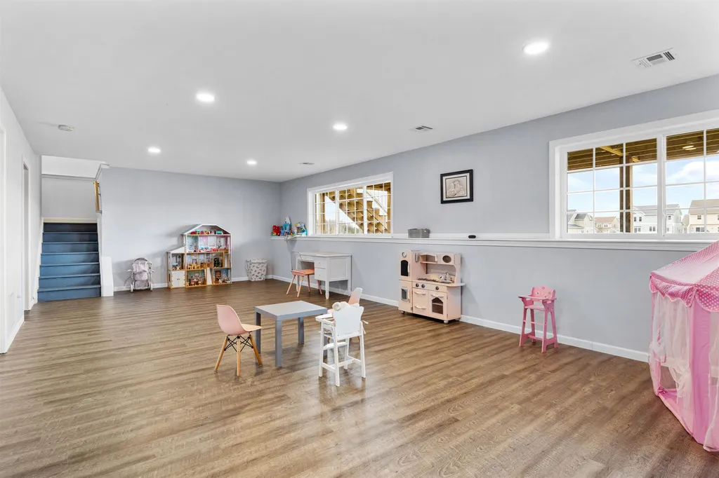 178 Sommerfield Avenue South Burlington VT 05403