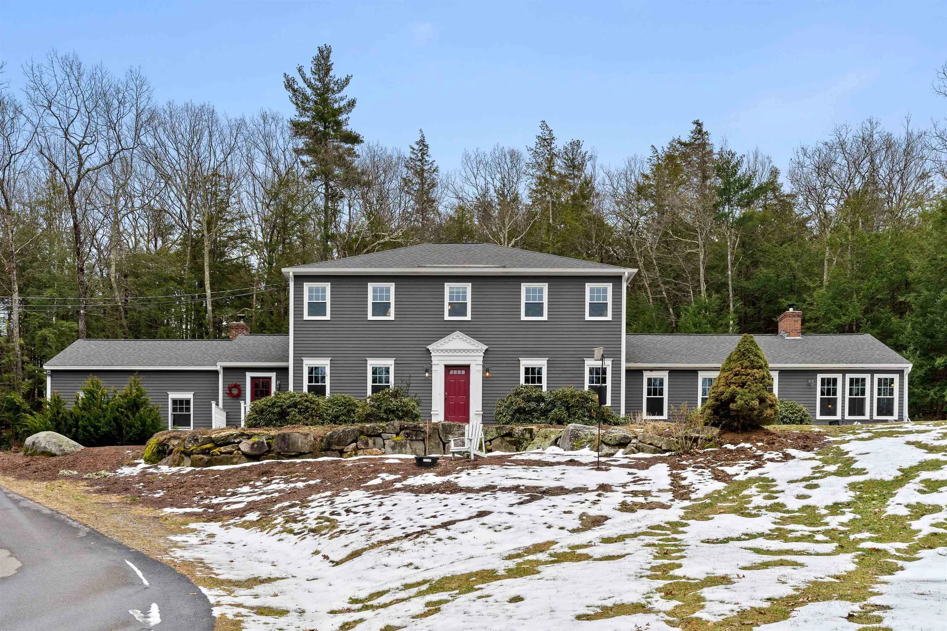 44 Lyndeborough Road Amherst NH 03031