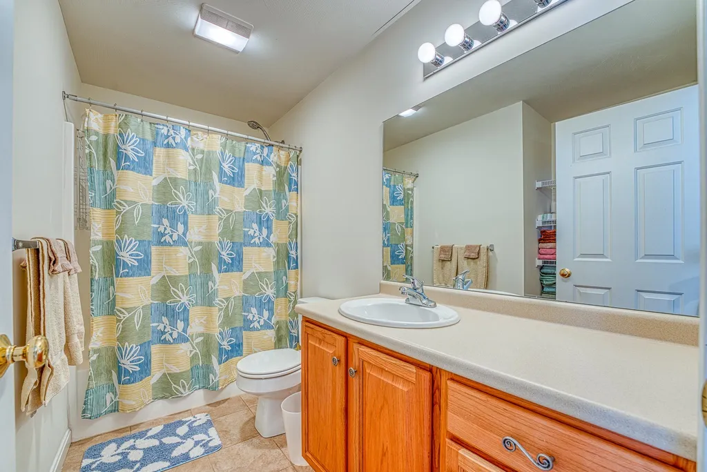 13 White Oak Lane Lincoln NH 03251