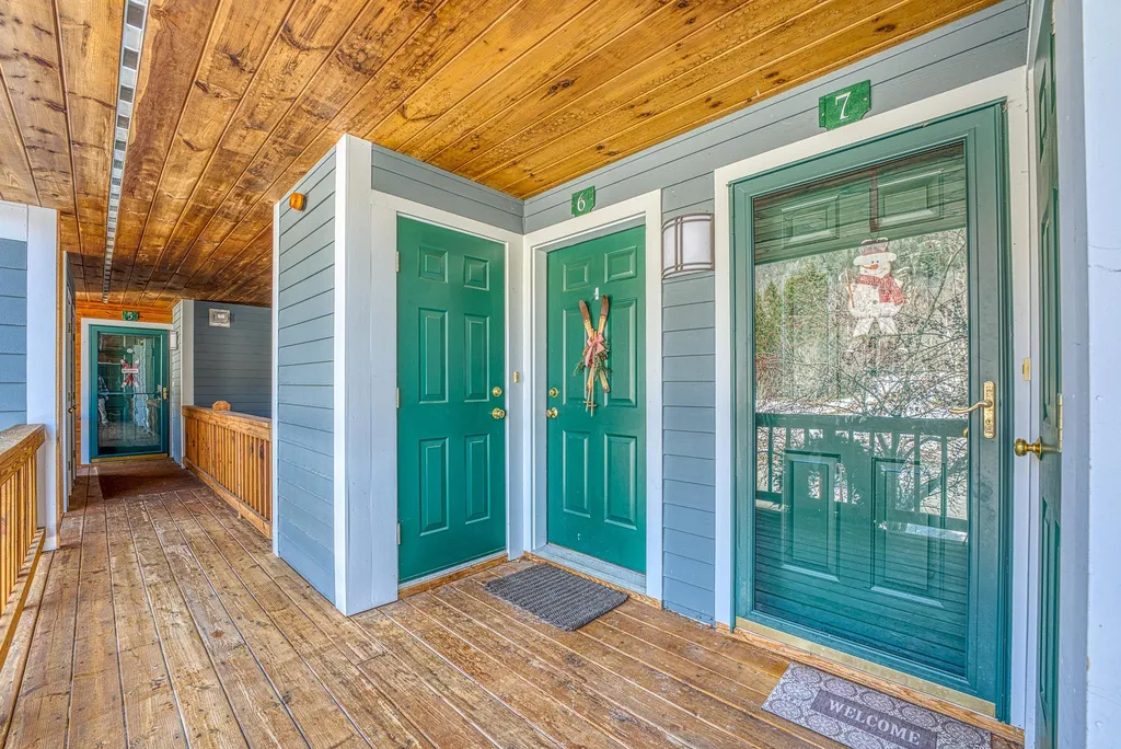 13 White Oak Lane Lincoln NH 03251