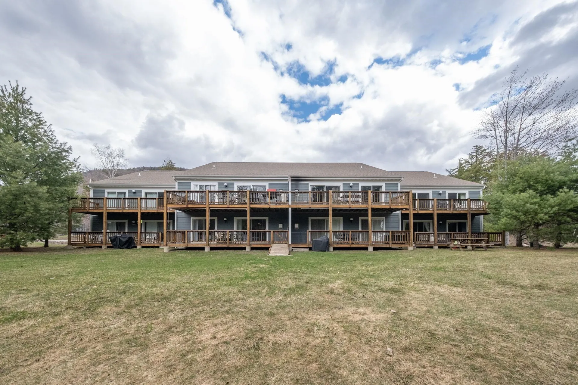 13 White Oak Lane Lincoln NH 03251