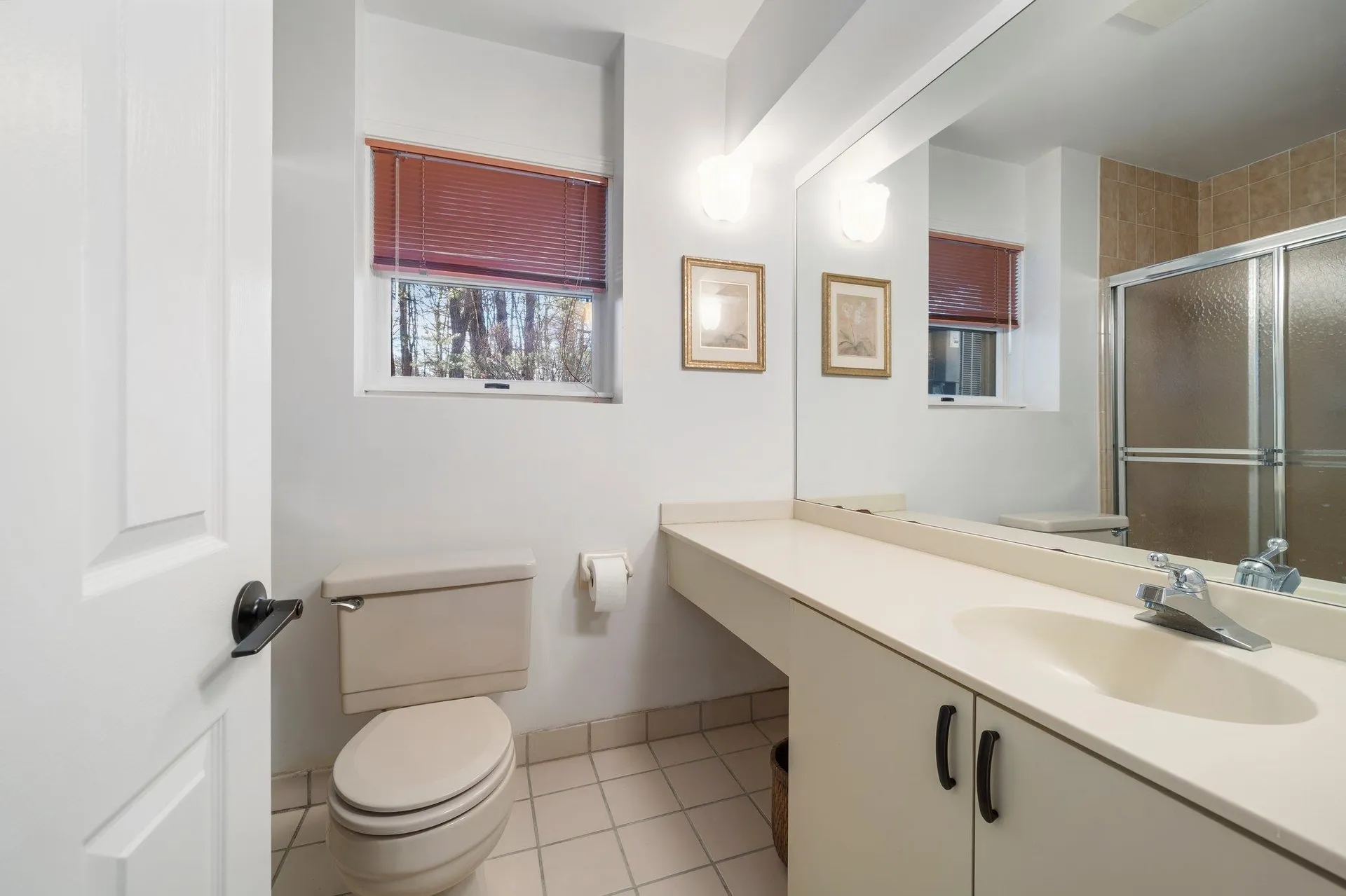 23 Goldfinch Lane Nashua NH 03062