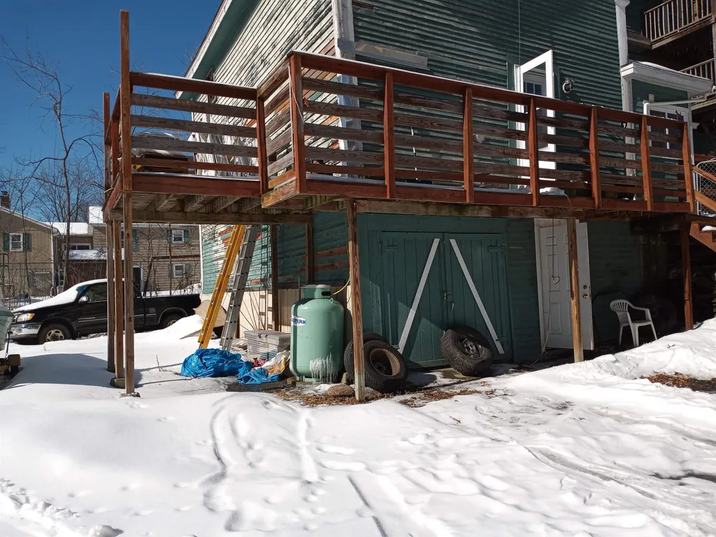 47 South Street Claremont NH 03743