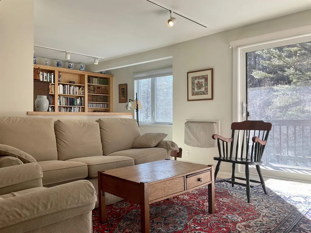 109 Brook Hollow Hanover NH 03755