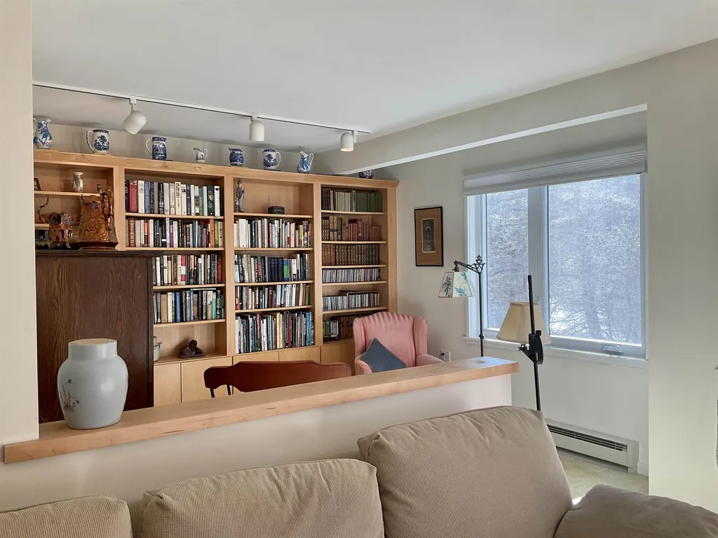 109 Brook Hollow Hanover NH 03755