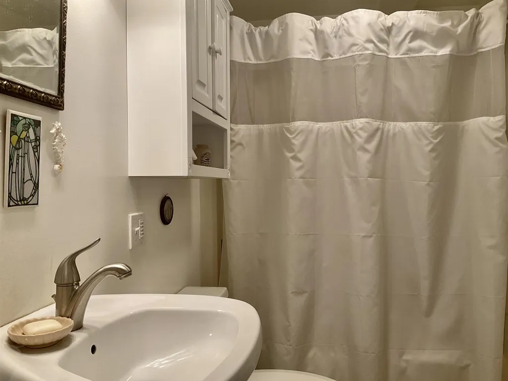 109 Brook Hollow Hanover NH 03755