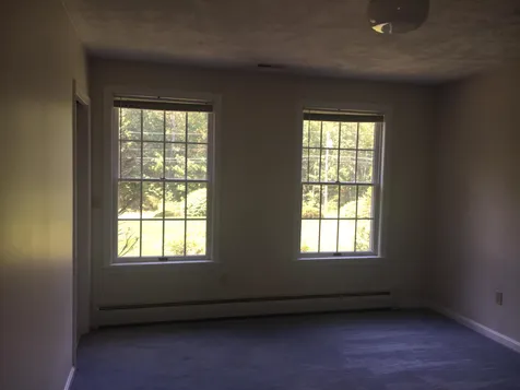 10 Forest Drive East Kingston NH 03827