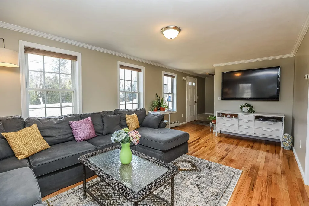 75 Taggart Circle Rindge NH 03461