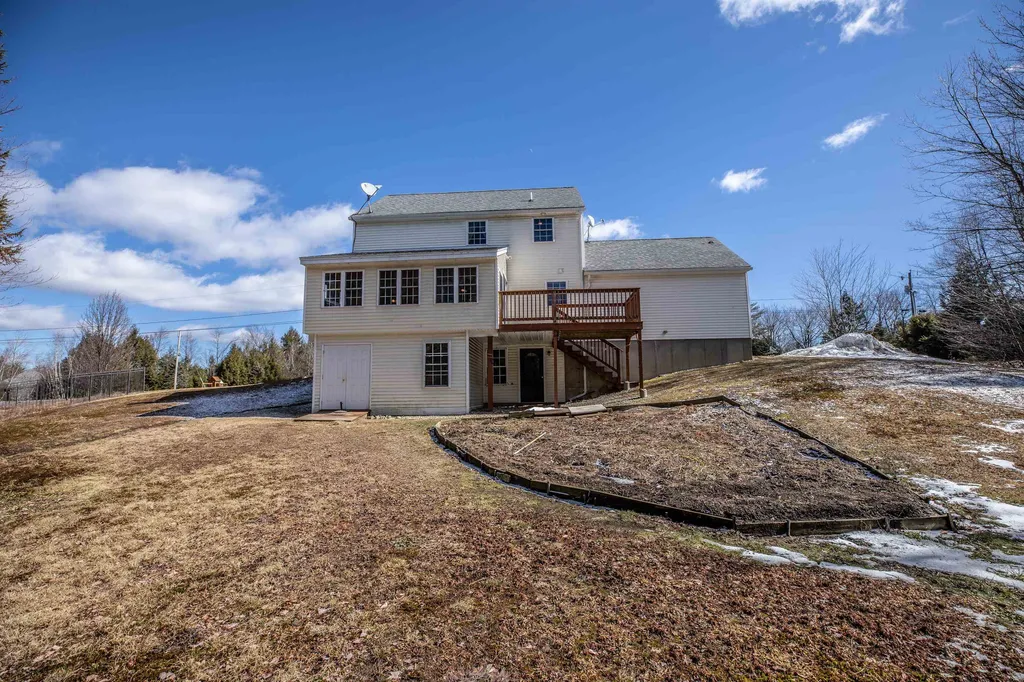75 Taggart Circle Rindge NH 03461
