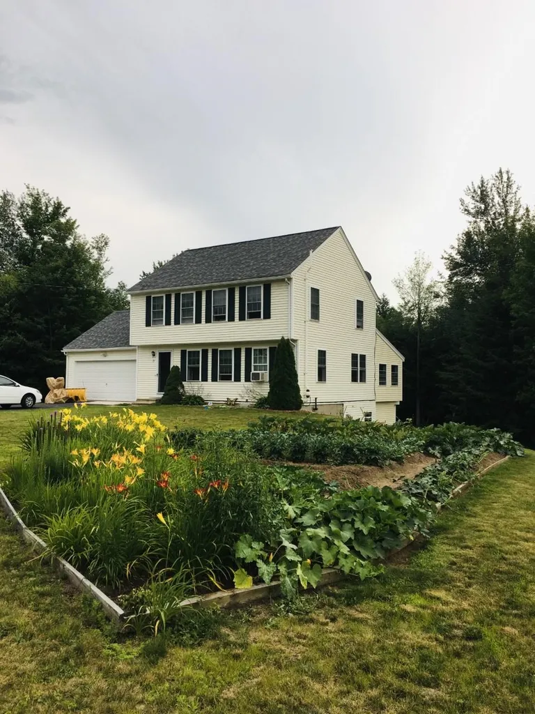 75 Taggart Circle Rindge NH 03461