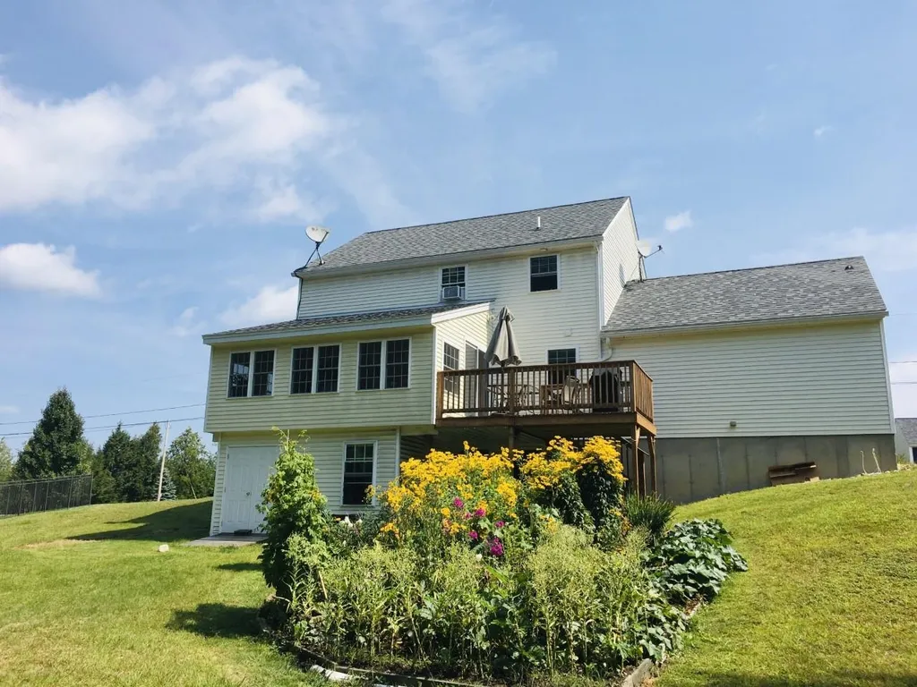 75 Taggart Circle Rindge NH 03461