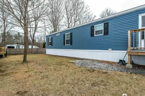 15 Seabreeze Drive North Hampton NH 03862