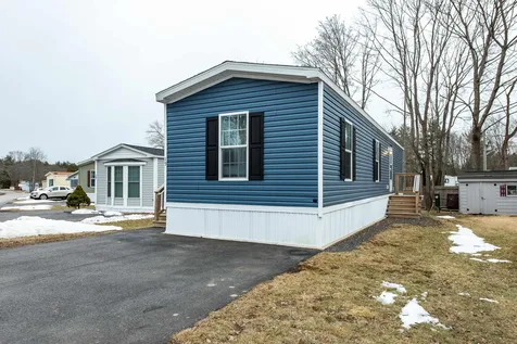 15 Seabreeze Drive North Hampton NH 03862
