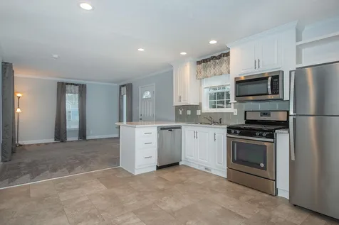 15 Seabreeze Drive North Hampton NH 03862