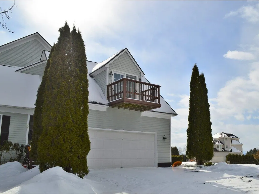 28 Pinnacle Drive South Burlington VT 05403