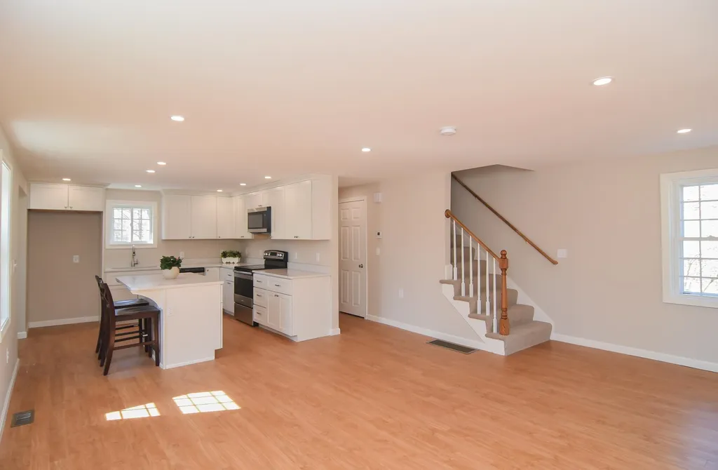 281 Bodwell Road Manchester NH 03109