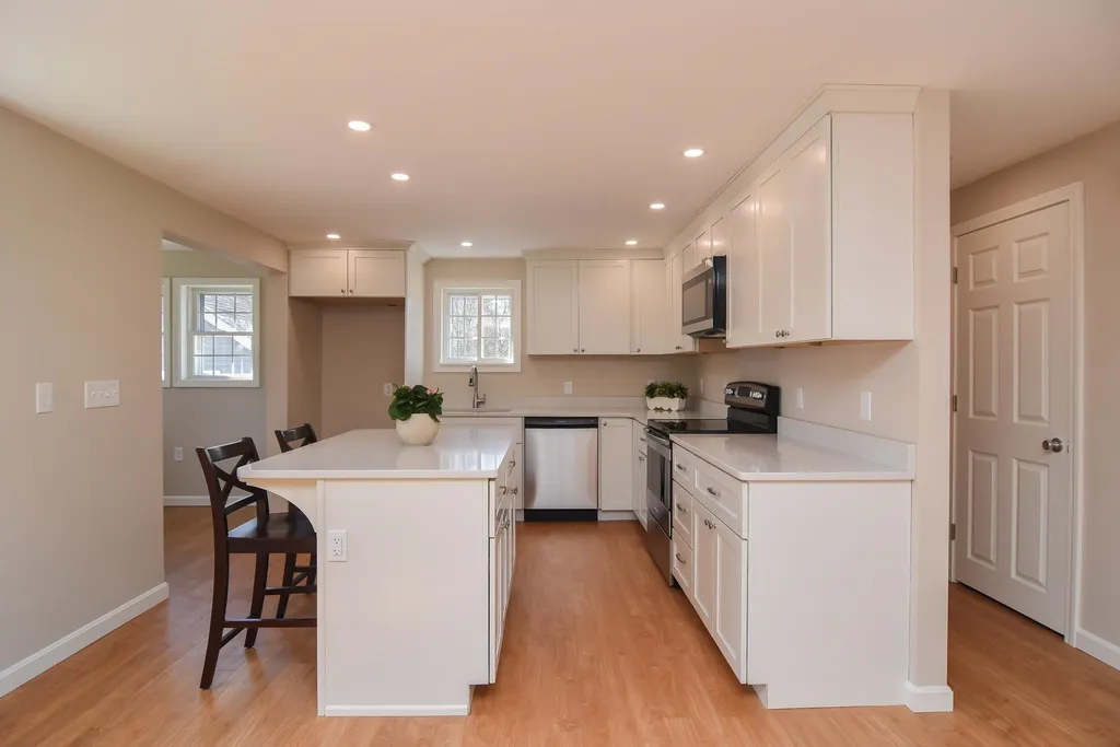 281 Bodwell Road Manchester NH 03109