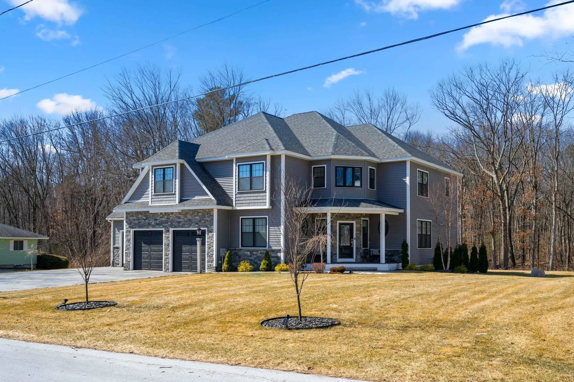 13 Highland Avenue Salem NH 03079