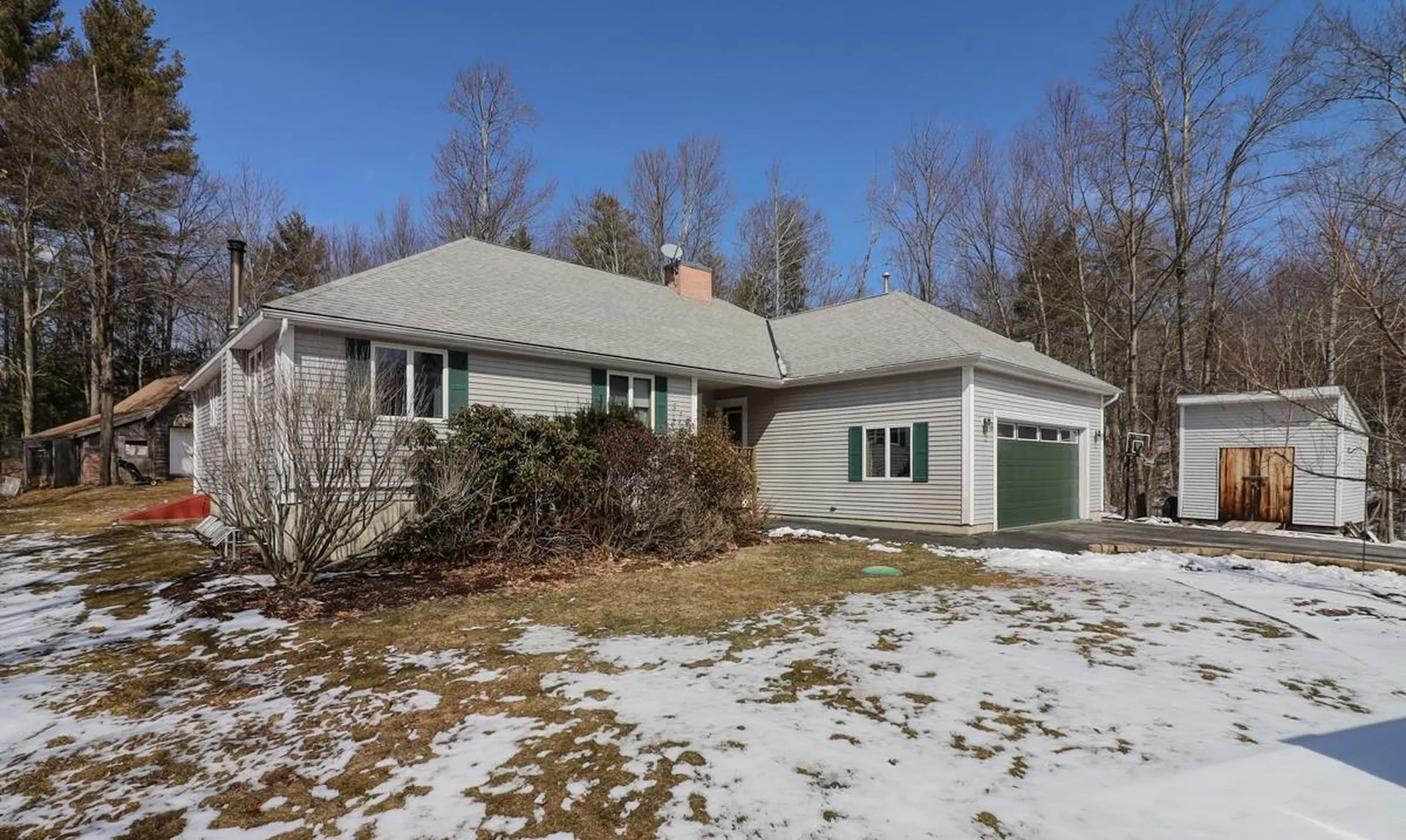42 Morse Road Dunbarton NH 03046