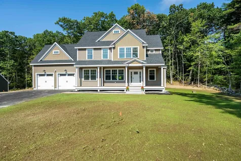 7 Brady Lane Hampstead NH 03841
