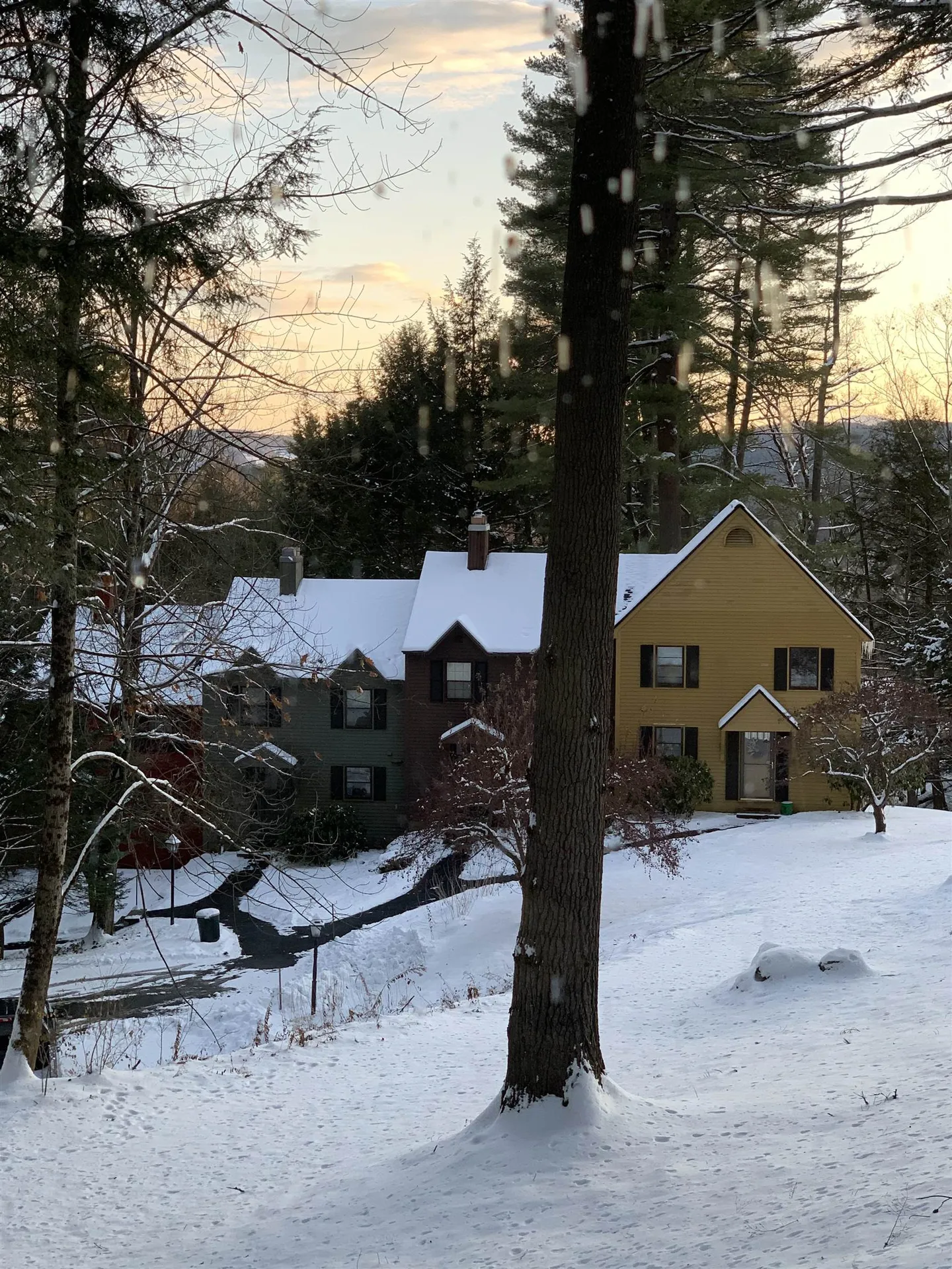 976 Hard Road Hartford VT 05059