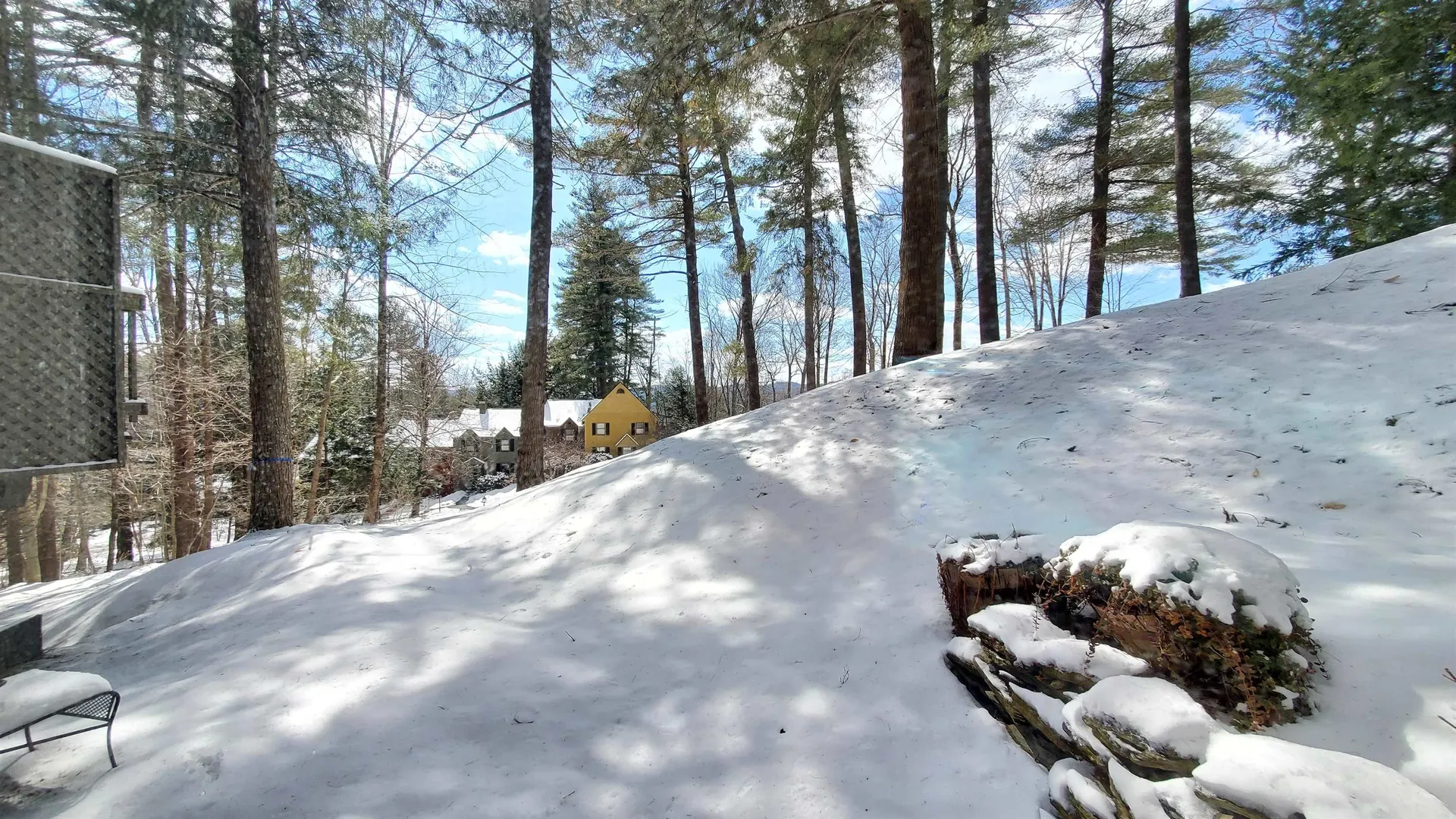 976 Hard Road Hartford VT 05059
