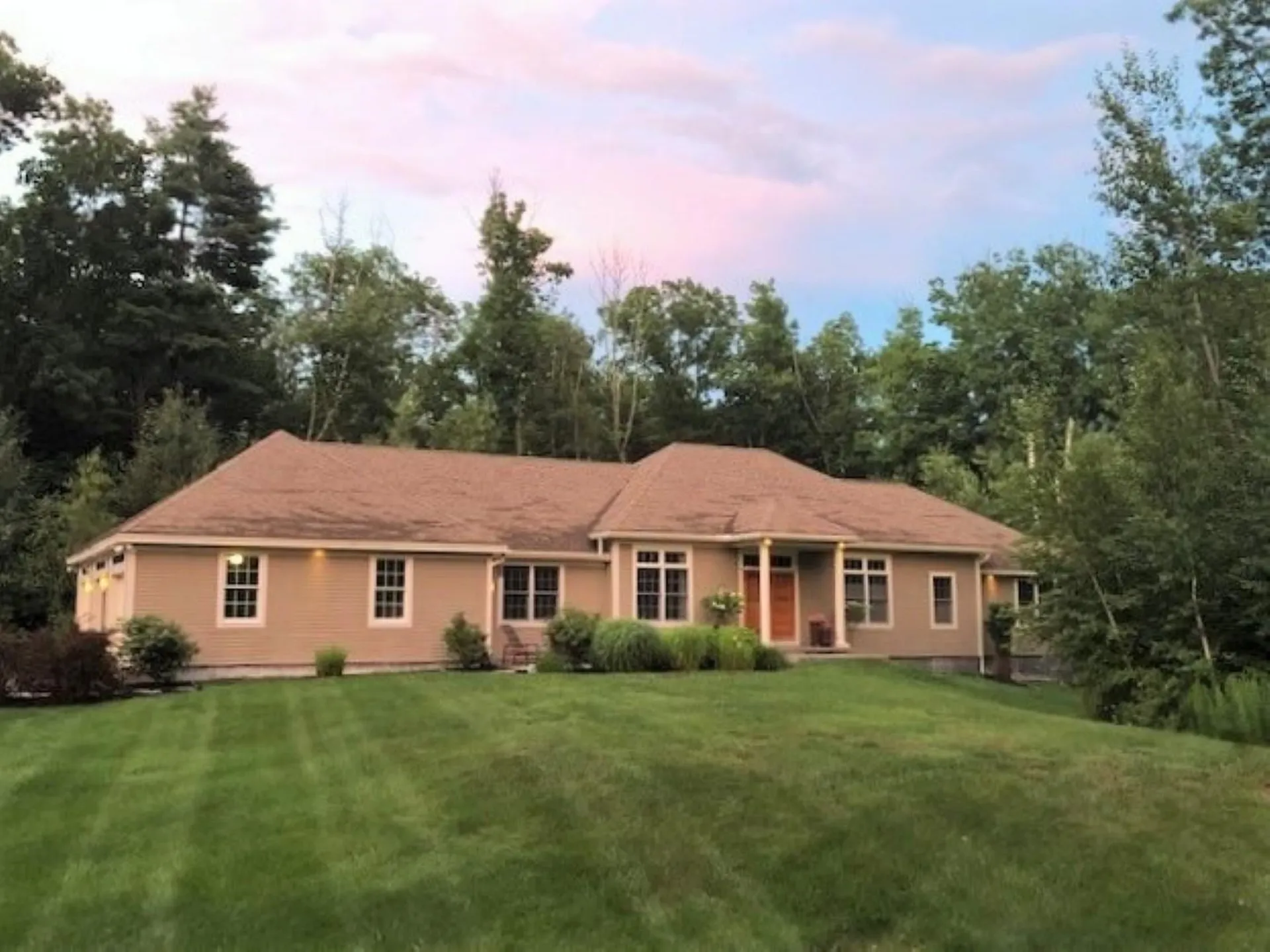 9 Linwood Lane Stratham NH 03885