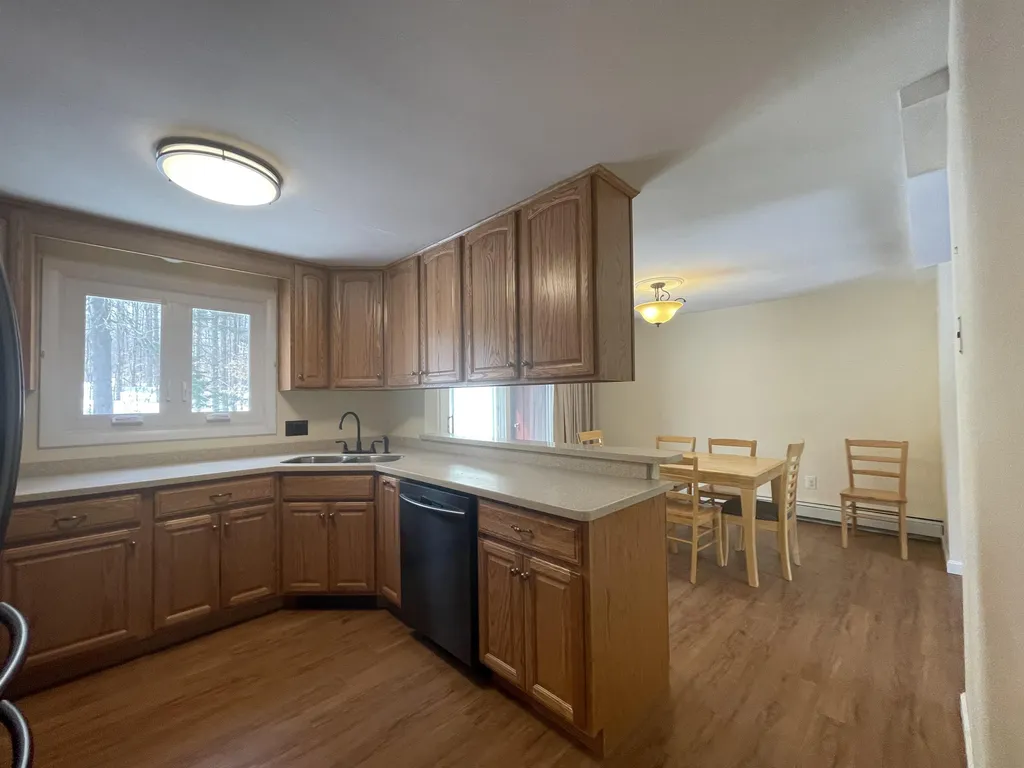 15-2 Hawthorne Way Rumney NH 03266