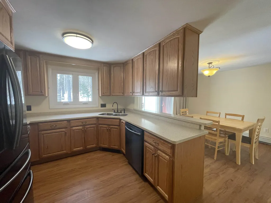 15-2 Hawthorne Way Rumney NH 03266