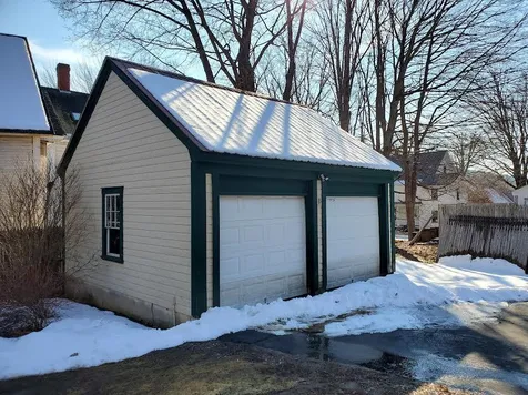 17 Poplar Street Springfield VT 05156